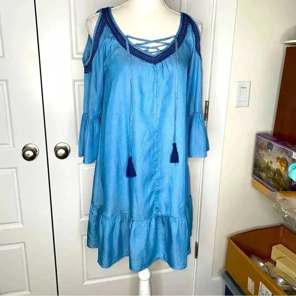 Crown & Ivy Chambray Peasant Dress XS ❤️ - Picture 12 of 14